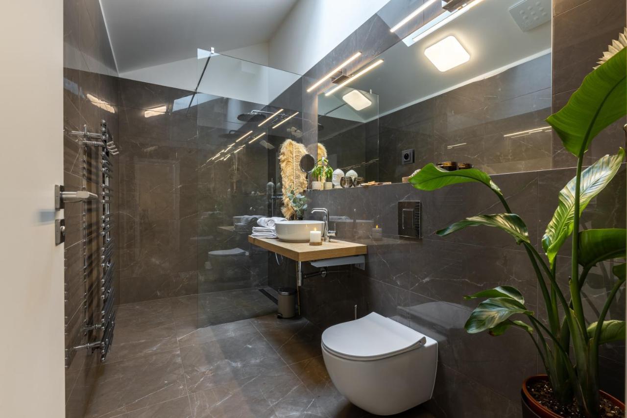 Luxurious, Charming Studio Perfect For Couples ปราก ภายนอก รูปภาพ